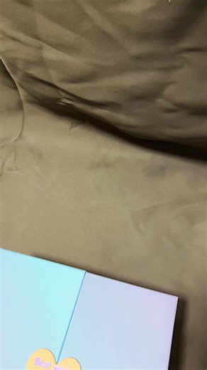 Door opening gift boxes,customized gift boxes. personalized gift boxes with custom printing,size,material and strcture,high quality craftmanship UV spot,hot stamping,embosse.worldwide trade and quality ensure #packagingmanufacturer #giftbox #giftpackaging #customizedboxpackaging #boxpackagingsilver