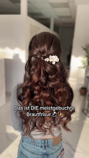Halboffene Brautfrisuren: Feminin und Zeitlos