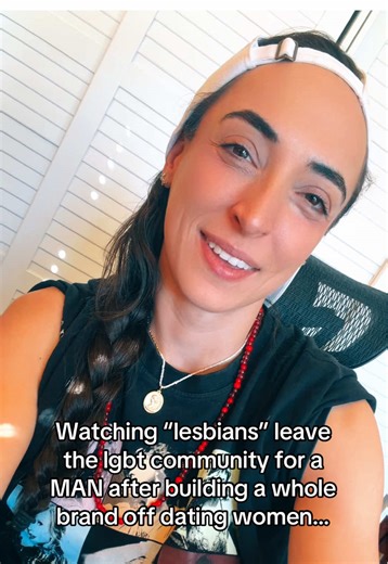 Gay for the clout I see we have some posers in the lgbt crowd I see bc if you really like women and being queer like that don’t make money off us unless it’s authentic #wlw #wlwtiktok #lesbiansoftiktok #sapphic #queer