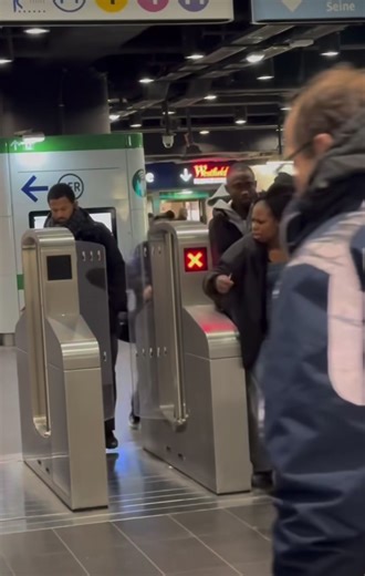 #lesgensdanslemétro #métro #métroparisien #subway #frenchsubway