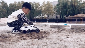 【WPL】顽皮龙C24海拉克斯沙滩穿越