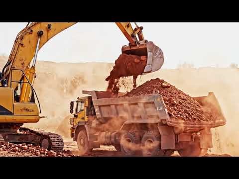 Biggest Dirt Moving Machines in Action!