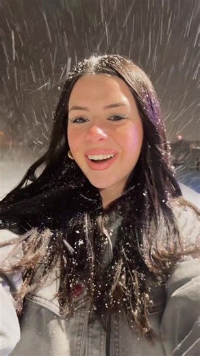 I have icicles hanging from my eyelashes… #snowstorm #winterstorm #chrisstapleton #fypシ゚viral #trending