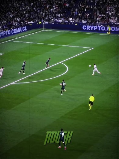 Đôi Ta Ở Trên Tình Bạn: Bóng Đá và Những Phút Giây Đáng Nhớ