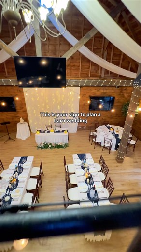 Once a working barn on our 1928 farmstead, this historic space has been beautifully renovated into a rustic wedding venue! 💍 Complete with an upper loft level for unforgettable celebrations. Send this to someone dreaming of a barn wedding! 🤍 | Dominion Hill Country Inn