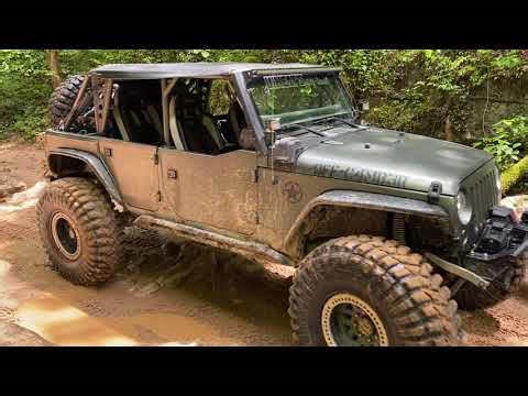 Discover how we tackled black diamond trails!