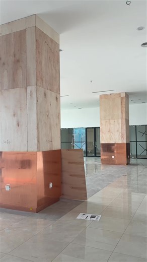 𝐋𝐚𝐦𝐢𝐧𝐚𝐭𝐞 𝐝𝐢𝐧𝐝𝐢𝐧𝐠 𝐝𝐚𝐡 𝐬𝐭𝐚𝐫𝐭 𝐩𝐚𝐬𝐚𝐧𝐠 🔥 Sedikit demi sedikit, makin nampak hasil…Projek KBMC Berjalan Lancar! 💪🏻 Nantikan part seterusnya korang 🤩 Jangan Lupa Follow, Share & Kongsi#interiordesignmalaysia#fyp#interiordesignmalaysia #interiordesignkelantan #KBMC #renovasi