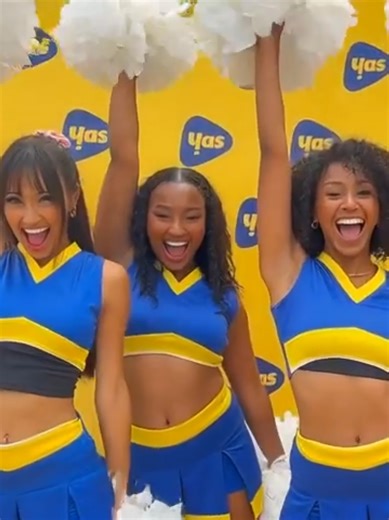 pom pom girls 🎆 @Yas Madagascar