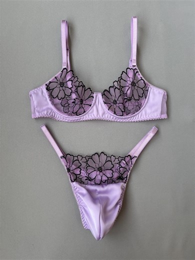 Purple Lace Bras & Thong for Men, Lace Men's Lingerie, Underwire Male Bra Lingerie, Crossdressers Lingerie Set Bra, Boyfriend Gift - Etsy Canada