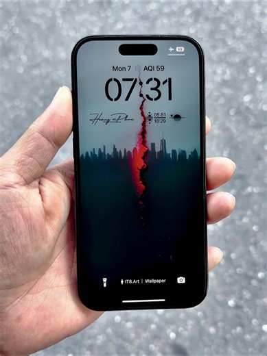 Stunning 4K iPhone Wallpapers for Your Home Screen