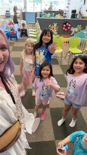 Throw Back Friday!! These are the moments I’ll look back on when I’m actually a grandma and I’ll have to pinch myself that this was real life! So happy for the community we’ve built 🥺 (Film and posted with permission) #fblifestyle | Sierra Zagarri