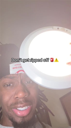 Remote control lets you change brightness modes anytime—great for night lighting without waking everyone up 🌙✨ #nightlight #lightinghacks #smartlighting #bedroomessentials #organizationtips