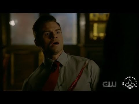 The Originals 5x09 Hope attacks Elijah