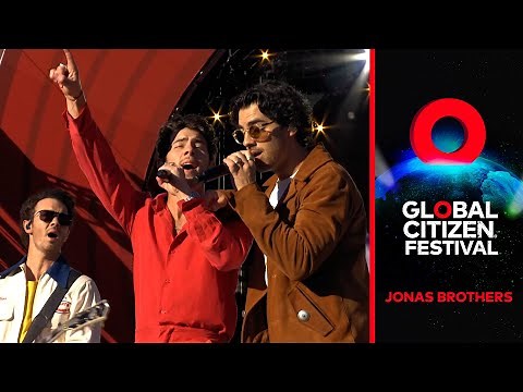 Jonas Brothers - Burnin' Up (Global Citizen Festival 2022) Live in NYC