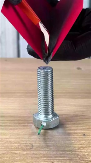 157K views · 313 reactions | Turn bolt into firecracker  #bolt #trick #firecrackers | tips hacks 01 | Facebook