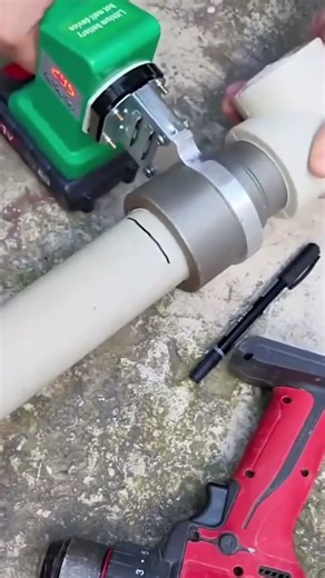 This is the heating process for a PVC pipe to make it easier to connect.