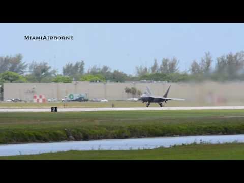 **Insane** F-22 Raptor Vertical Takeoff
