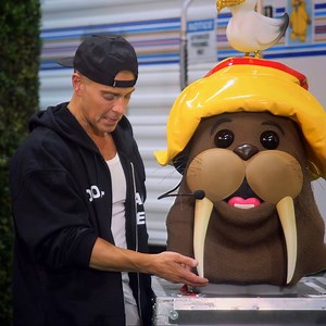 36K views · 1.4K reactions | Joey Lawrence was tooth good as Walrus! 玲 | The Masked Singer | Facebook