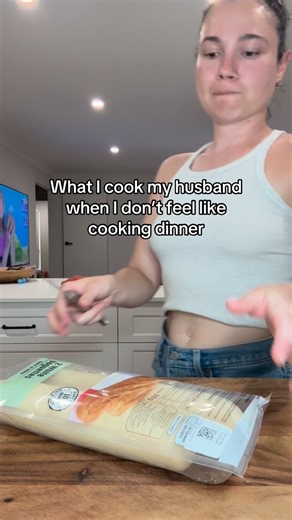 Kelly Norman on Instagram: "Lazy Sunday Dinner #dinner #dinnerideas #easymeals #easyrecipes #foodies #foodlover #easydinner #dinnertime #easyrecipe #mealideas #homemade #homecooking"