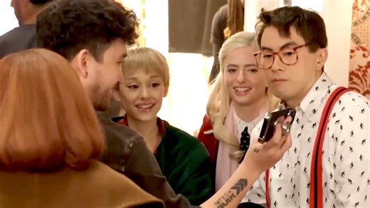 Go behind the sketch of SNL's 'Home Alone' with Ariana Grande