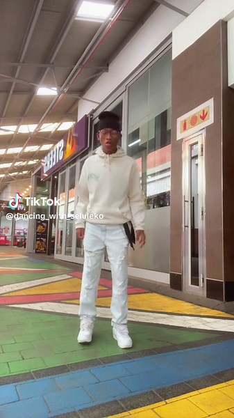 Zinedine Thabang and Sguche Dance Collaboration