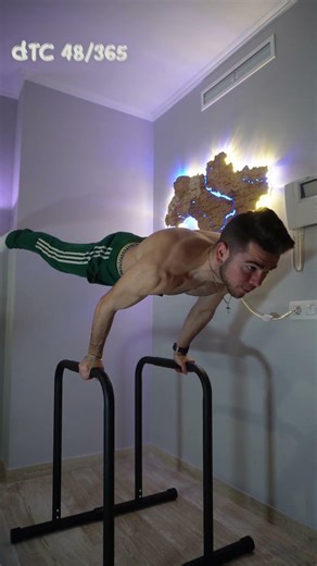 ¡CONGELADO! 🧊 3" Straddle Planche (Día 48)