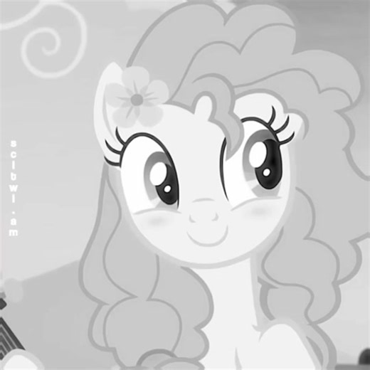 Thank you so much for 300! - cc: @ang !! 🫶🏻 - scp: mlpscenepacks || #mlp #mtlittlepony #mlpedit #pearbutter #brightmac