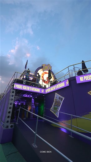 ¿¿Todo eso?? 🫦 ¡y hay más!🔥 Ven al spot de Takis® en el EDC y enciende tu fuego interior. 🎡 | Takis