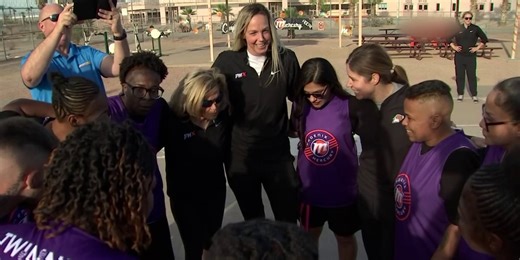 First-of-its-kind Arizona program pairs Phoenix Mercury with incarcerated women