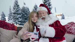 What’s your wish for Santa’s🎅 surprise? Come explore the land of fantasies with us & let #HuaweiMobileServices brighten up your 🎄 Christmas magic moments. #Huawei #MakeItEasier #Christmas #ChristmasEve #Xmas #Christmastime #ChristmasCountdown #SantaClaus #surprise | Huawei Mobile Services