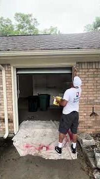 Fixing,caulking and painting garage door trim #painting #subcribe