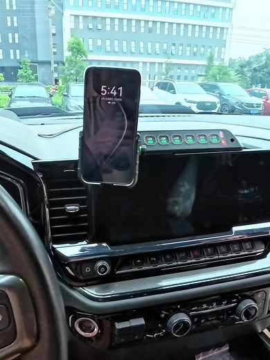 Mixlander Xi on TikTok