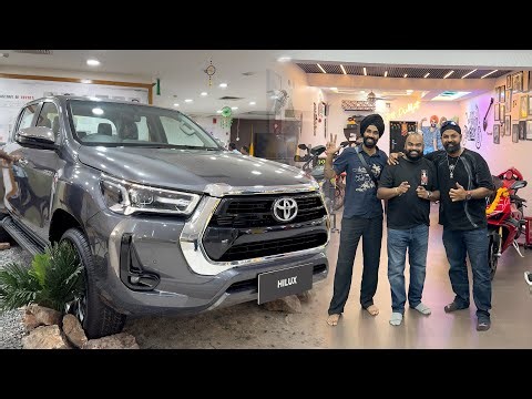 new HILUX Booking ki Party with Bill-G & Jatt Prabjot !!