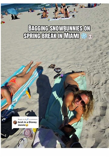 Replying to @D💤 she cute 🥰 #rizz #pov #freegame #springbreak #miamibeach