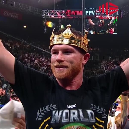 236K views · 9.3K reactions | Head movement 欄 Heavy hitting  Can King Canelo defend his undisputed super middleweight world titles against Charlo on October 1? 壘 #CaneloVsCharlo l October 1 @ 12pm AEDT 壘 Live with Main Event | MAIN EVENT | Facebook