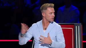 This is Chris Sabb, also known as Chris “Sese” Cobb, is a Papua New Guinean 🇵🇬 singer who recently performed in Season 14 of The Voice Australia. Born in Rabaul, PNG, he left his corporate job in 2022 to pursue music full-time. He was one of 48 contestants selected from thousands to audition in front of celebrity coaches on the show. Video Credits - The Voice Australia 🙏❤️ | Imbokeri Vibez