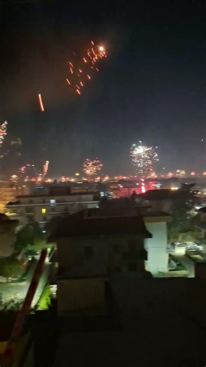 QUESTA É NAPOLI, SOLTANTO SPECIALE | CAPODANNO 2025/26 #shorts #capodannonapoli