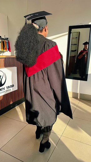 Affordable Graduation Gowns and Accessories in Pretoria