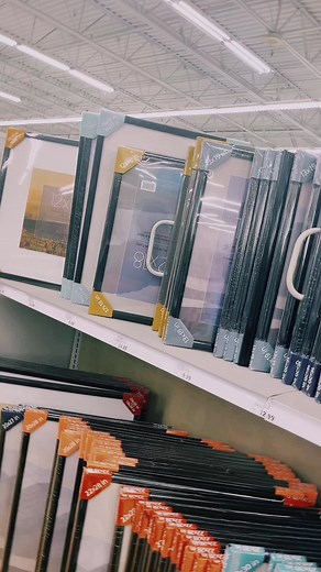 My sister owes me 68$ for making her this 😂 #diy #voiceover #sister #leo #aquarius #collage #bestie #diyproject