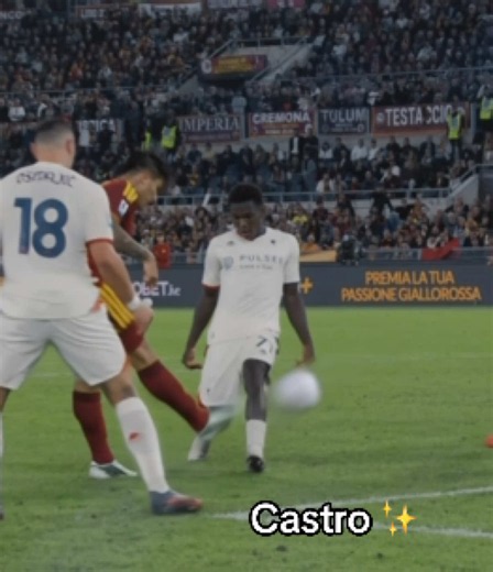 Castro's Pure Magic Moment in Roma vs Genoa | Serie A Highlights
