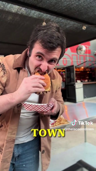 Top 10 Epic LA Burgers to Try in 2023