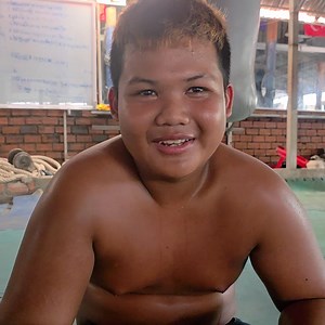 ជីវិតពិបាកពេកហើយ | MC Ricky Sun