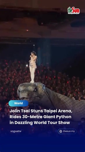 40K views · 142 reactions | 31 Dec 2025: Taiwanese pop icon Jolin Tsai left fans in awe during her JOLIN Tsai PLEASURE World Tour 2025–2026 at Taipei Arena, transforming into the “Mother of Joy” as she rode a 30-metre giant python circling three stories high. The concert became a surreal animal fantasy, featuring 20 fantastical hybrid creatures in a jaw-dropping visual feast. #theSun #theSunMY #JolinTsai #PleasureWorldTour #JolinTsaiConcert | The Sun Malaysia | Facebook