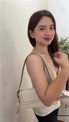 Etta Flap in Ivory 🫧☁️🦢 #PeachyKeen