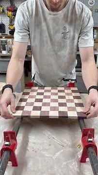 The most accurate way to make a chess board! #wooddesigner #woodenchessboard #chessboard