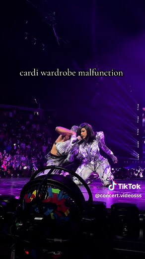 Cardi B's Wardrobe Malfunction on Tour: A Stunning Incident