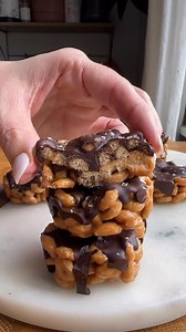 These no-bake Cheerio Bars are the perfect blend of chewy, crunchy and chocolatey goodness! Made with just 4 simple ingredients—Cheerios, peanut butter, honey and chocolate, they come together in minutes for an easy snack or dessert. Ingredients ▢⅓ cup creamy peanut butter, I prefer a natural smooth peanut butter in this recipe ▢¼ cup honey, or maple syrup ▢2 cups Cheerios ▢3 oz dark chocolate, chopped | Food With Feeling