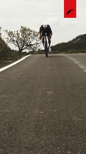 “Heel fijne combi van stijfheid en comfort.” Racefietsblog noemt de Fulcrum Sharq-wielen “snel, stabiel en met een verrassend comfortabel karakter.” | Fulcrum wheels | Facebook