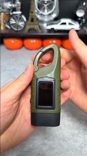 "Never Run Out of Power! Solar & Hand-Crank Flashlight 🔦☀️"