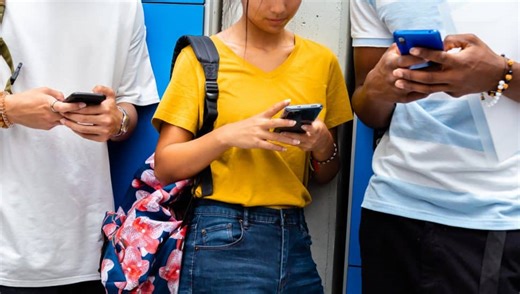 Pennsylvania May Be the Next State to Ban Cellphones in Schools